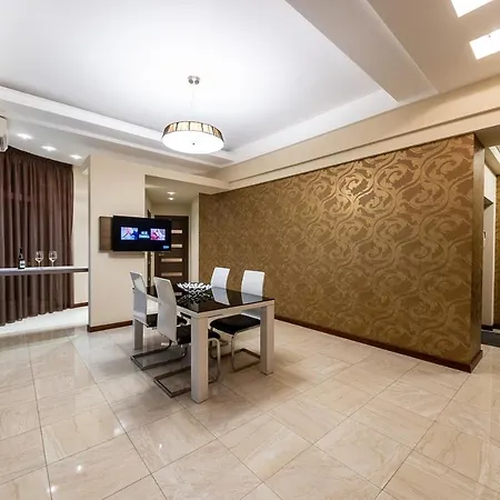 Apartments On Besarabka Kyiv Exterior photo