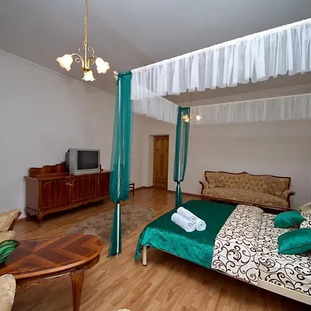 Apartments On Besarabka Kyiv Exterior photo