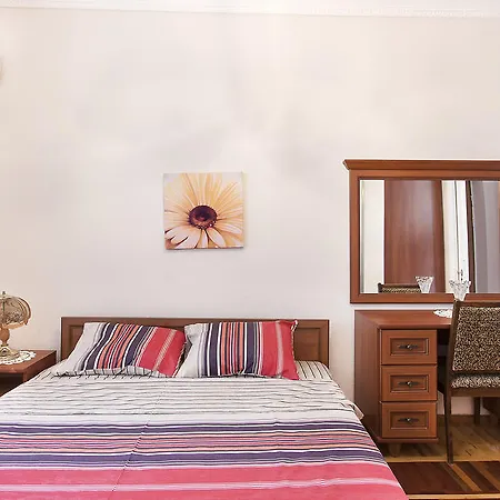 Apartments On Besarabka Kyiv Room photo