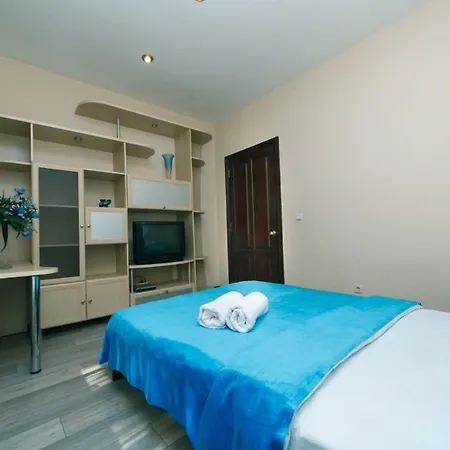 Apartments On Besarabka Kyiv Exterior photo