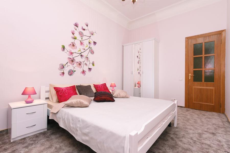On Besarabka Apartment Kyiv