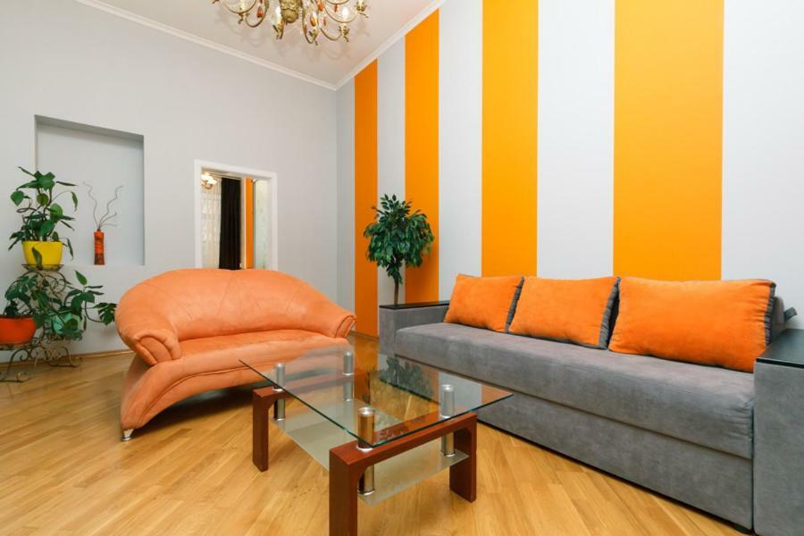 On Besarabka Apartment Kyiv
